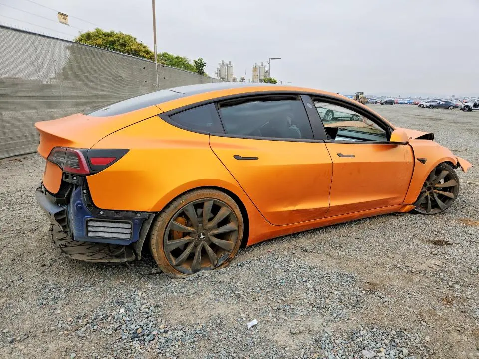 2018 TESLA MODEL 3   