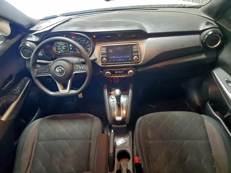 2018 NISSAN KICKS S  