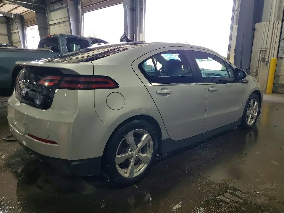 2011 CHEVROLET VOLT   