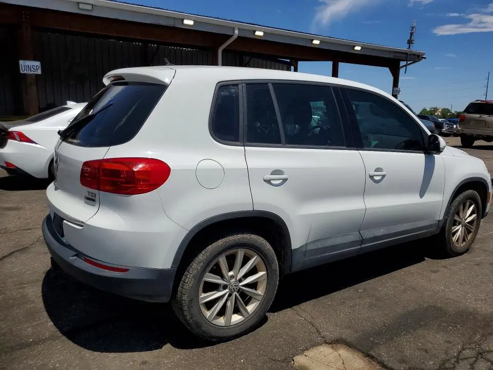 2017 VOLKSWAGEN TIGUAN S  