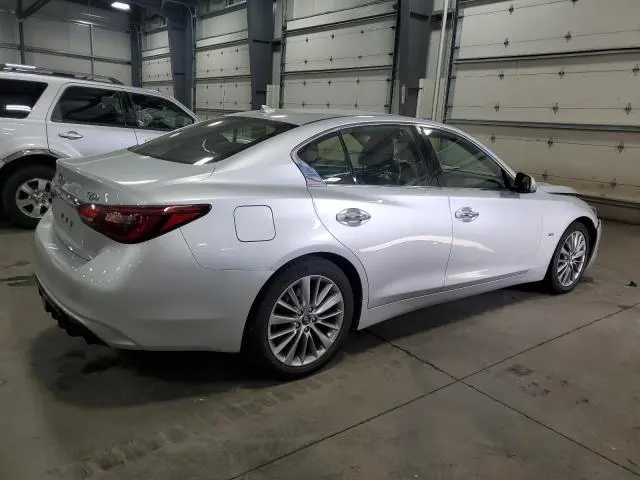 2018 INFINITI Q50 LUXE  