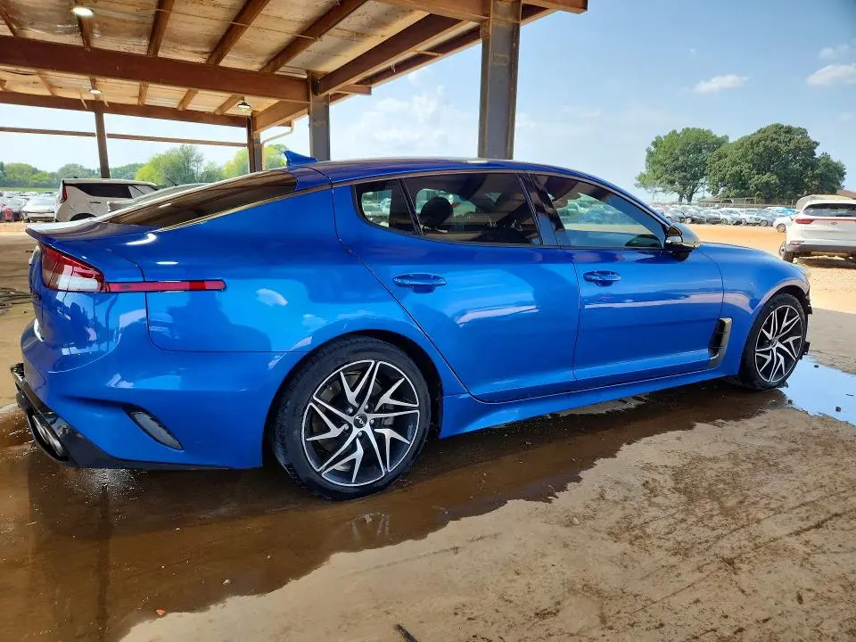 2022 KIA STINGER GT LINE  