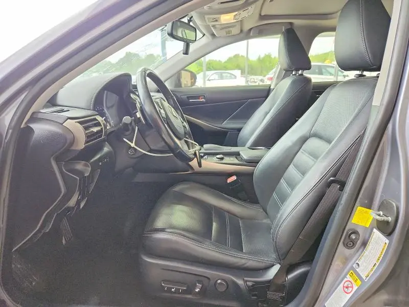 2015 LEXUS IS 250  