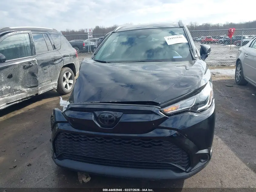 2024 TOYOTA COROLLA CROSS HYBRID SE