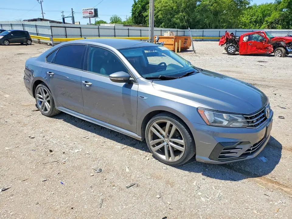 2018 VOLKSWAGEN PASSAT S  