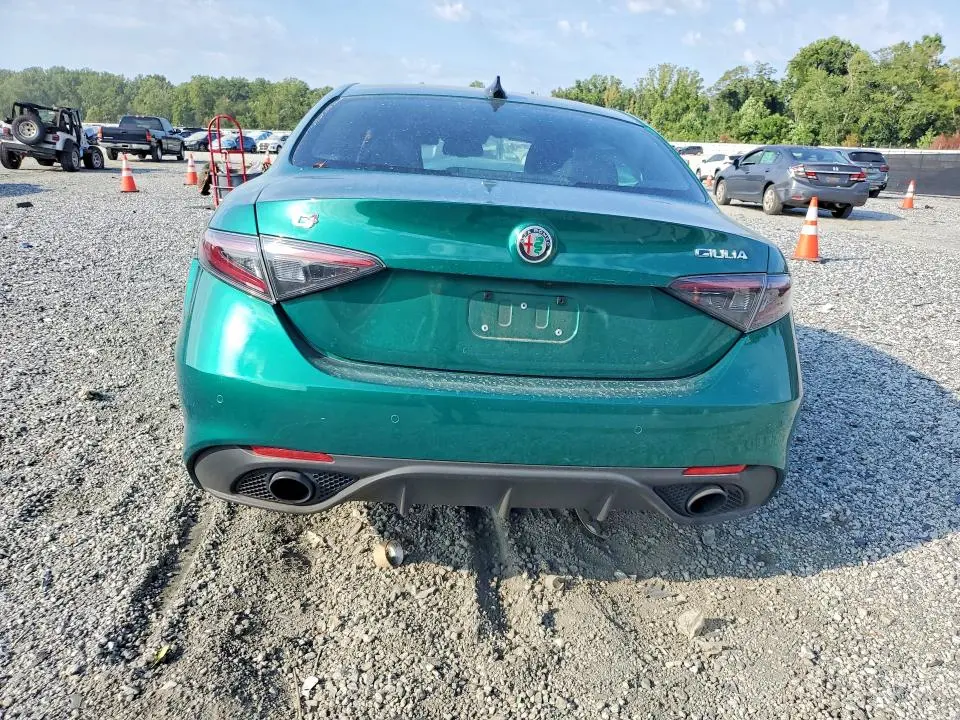 2025 ALFA ROMEO GIULIA BASE  