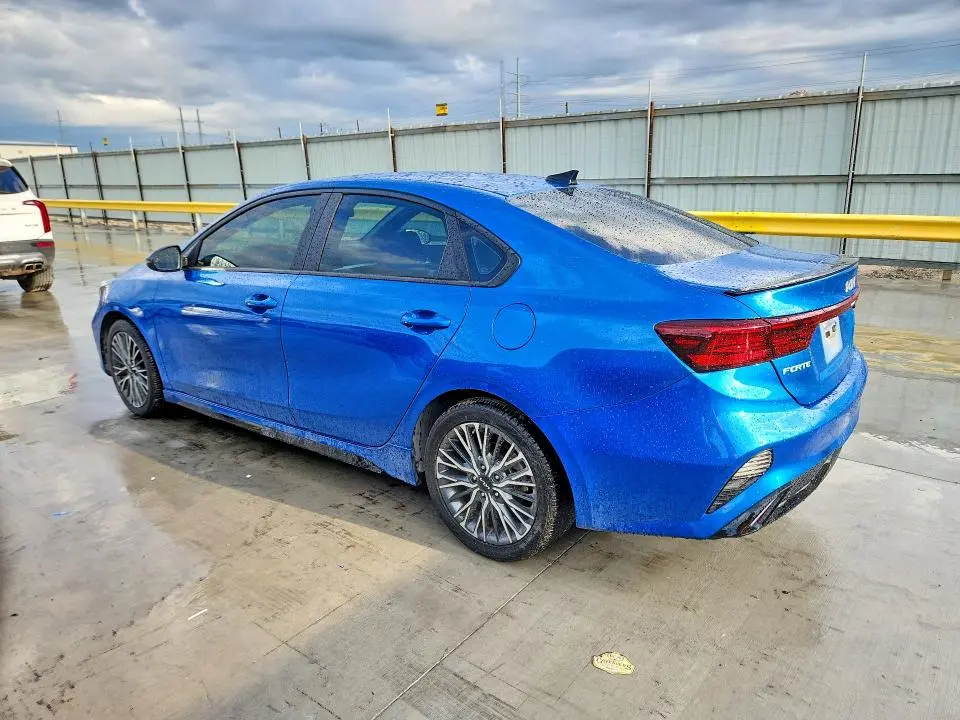 2022 KIA FORTE GT LINE  