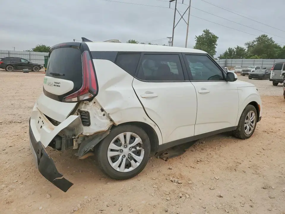 2024 KIA SOUL LX  