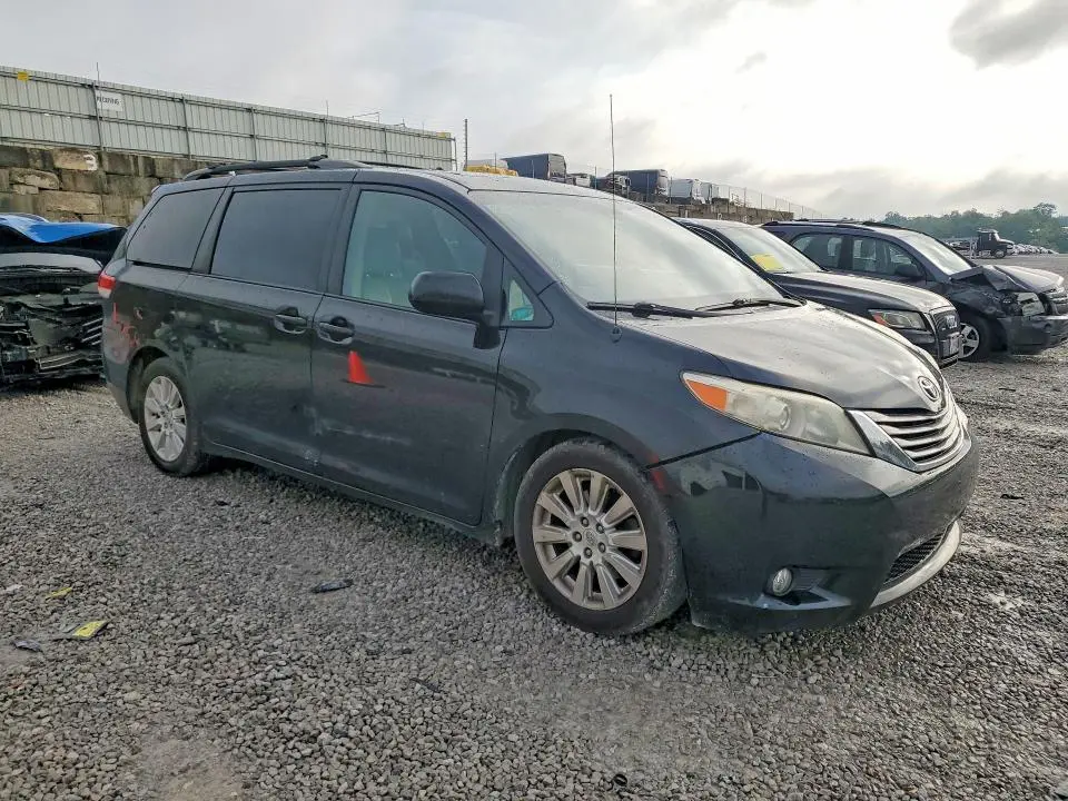2011 TOYOTA SIENNA XLE 7-PASSENGER  
