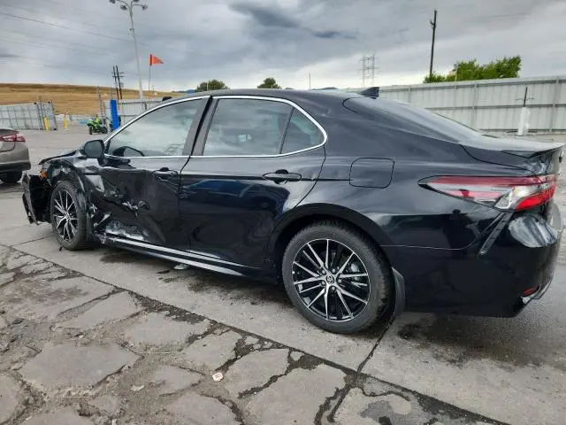 2022 TOYOTA CAMRY SE  