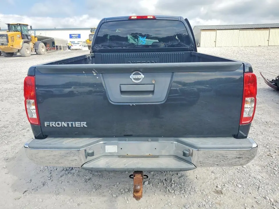 2016 NISSAN FRONTIER S  