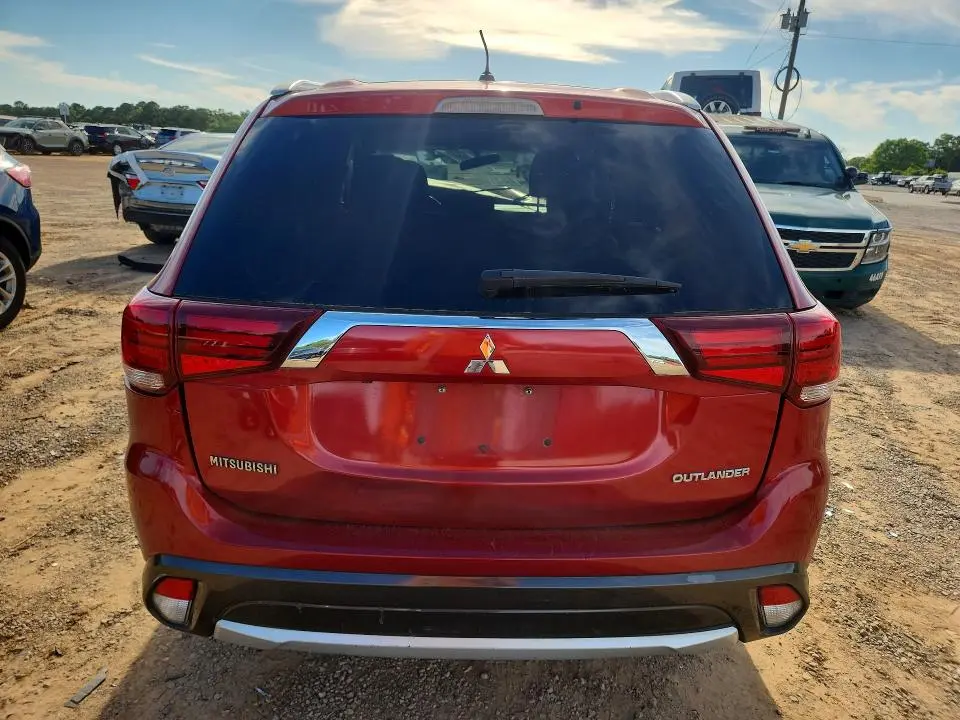 2016 MITSUBISHI OUTLANDER SE  