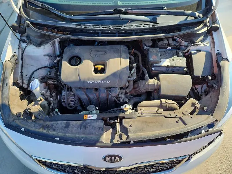 2017 KIA FORTE LX  