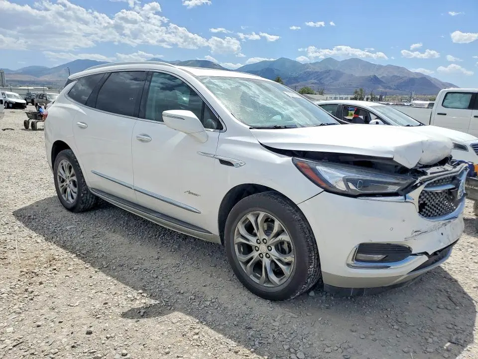 2018 BUICK ENCLAVE AVENIR  