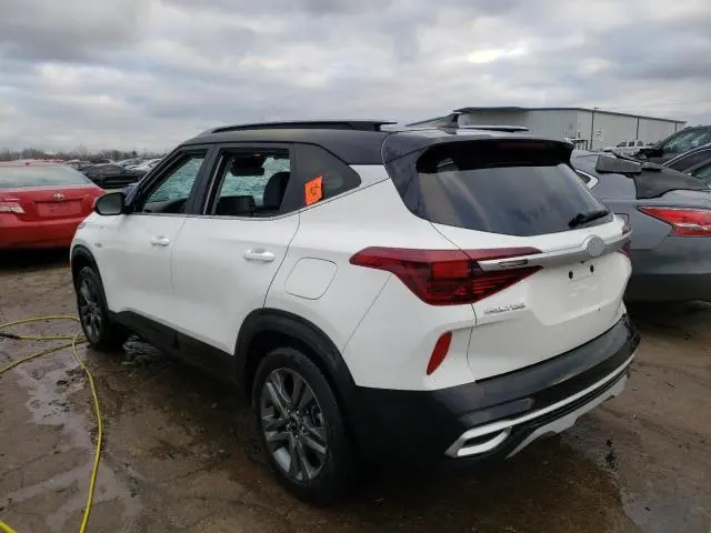 2021 KIA SELTOS S  