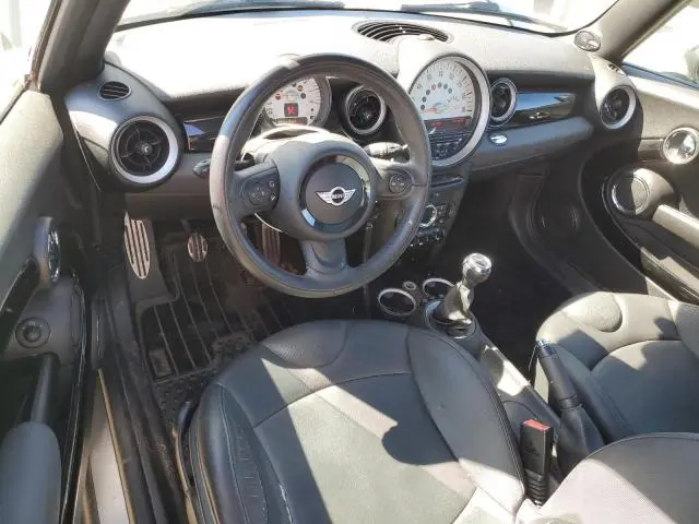 2011 MINI COOPER S  