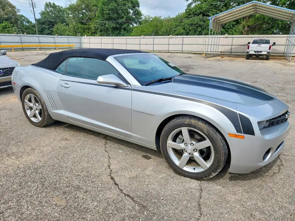 2011 CHEVROLET CAMARO LT  