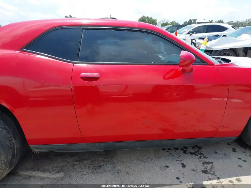 2011 DODGE CHALLENGER  