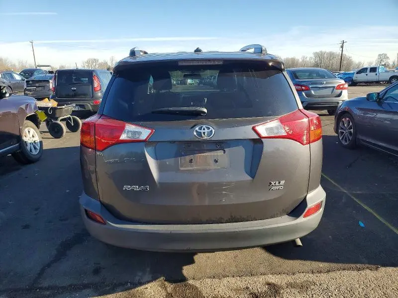 2013 TOYOTA RAV4 XLE  