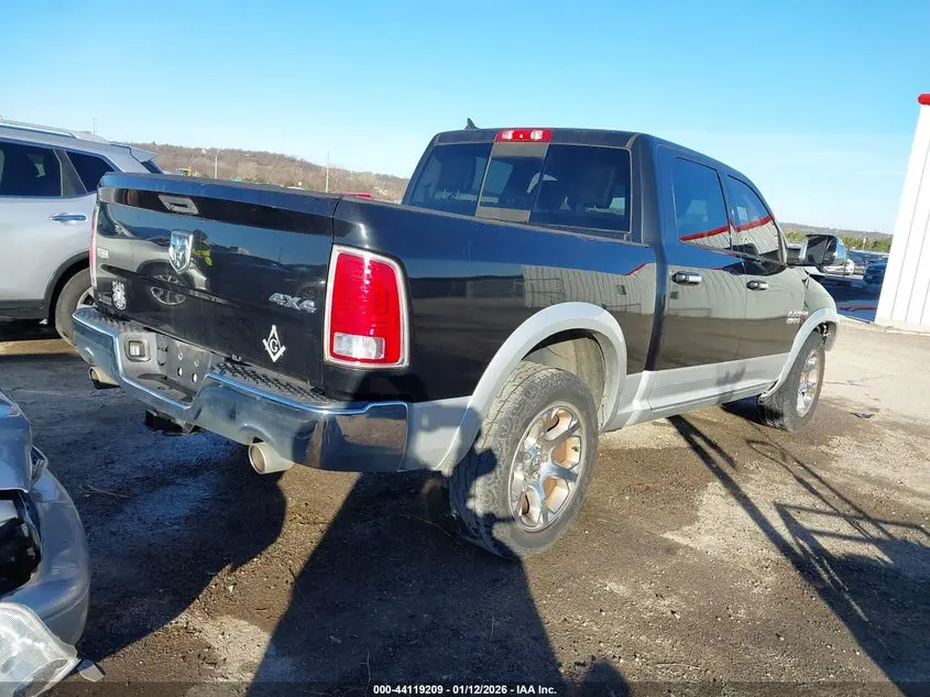 2016 RAM 1500 LARAMIE