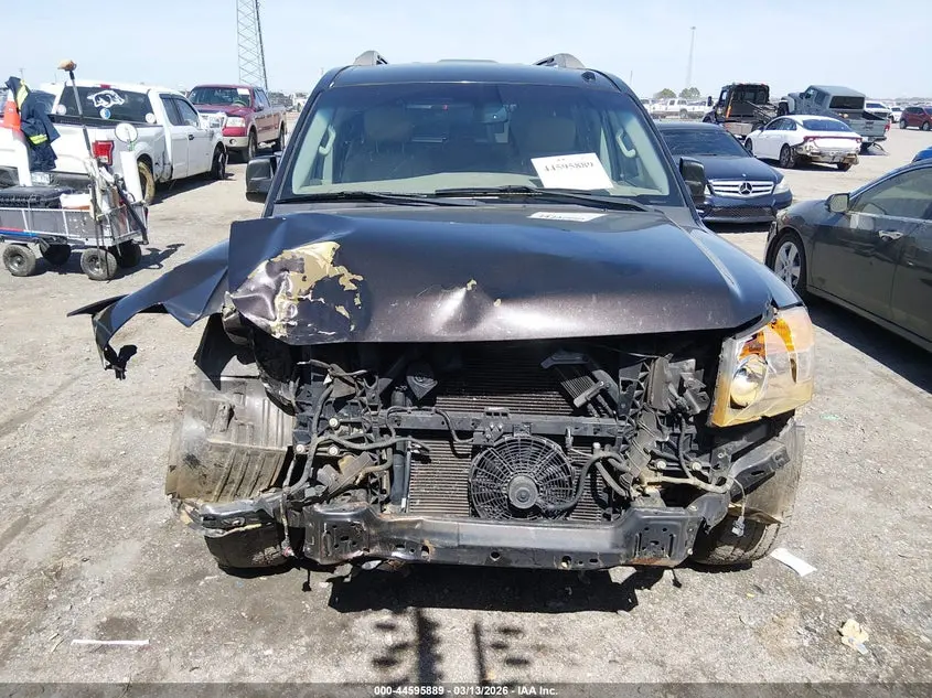 2015 NISSAN ARMADA SV