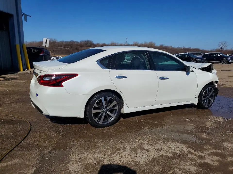 2017 NISSAN ALTIMA 2.5 SR  