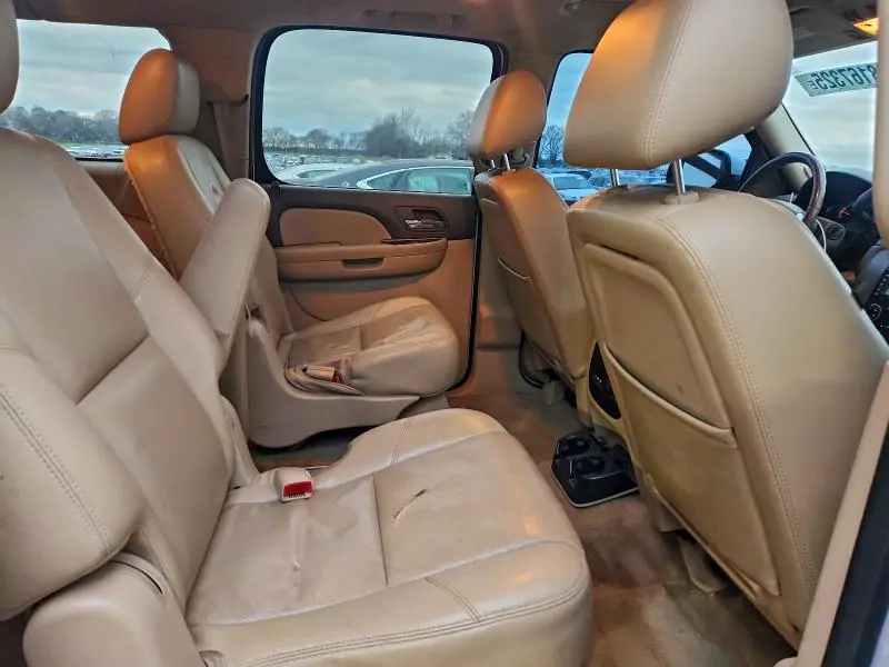 2011 GMC YUKON XL C1500 SLT  