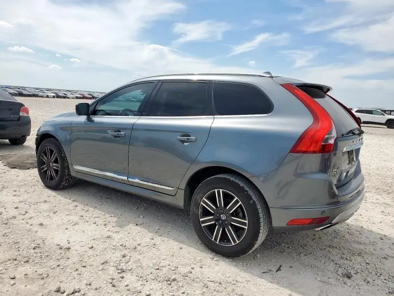2017 VOLVO XC60 T5 DYNAMIC  