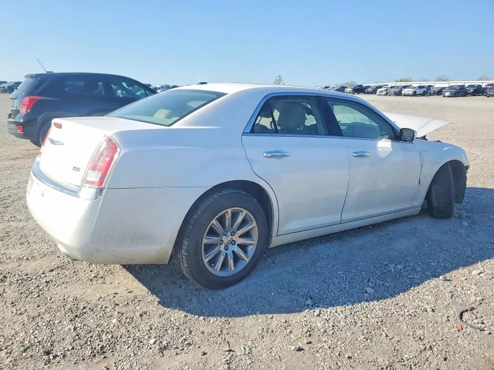 2012 CHRYSLER 300 LIMITED  