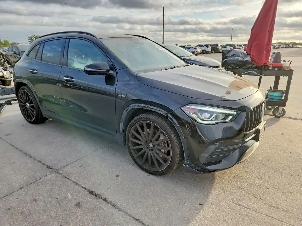 2022 MERCEDES-BENZ GLA 35 AMG  