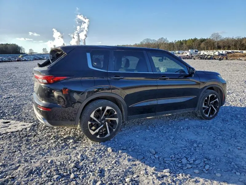 2024 MITSUBISHI OUTLANDER SE  