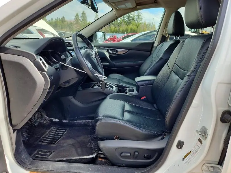 2015 NISSAN ROGUE S  