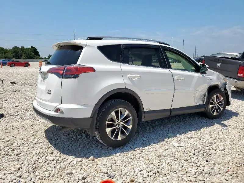 2018 TOYOTA RAV4 HV LE  