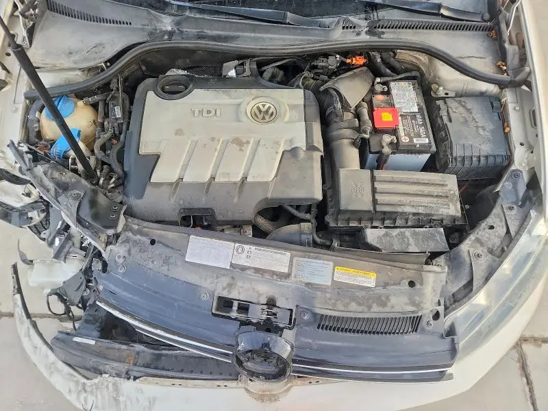 2013 VOLKSWAGEN JETTA TDI  