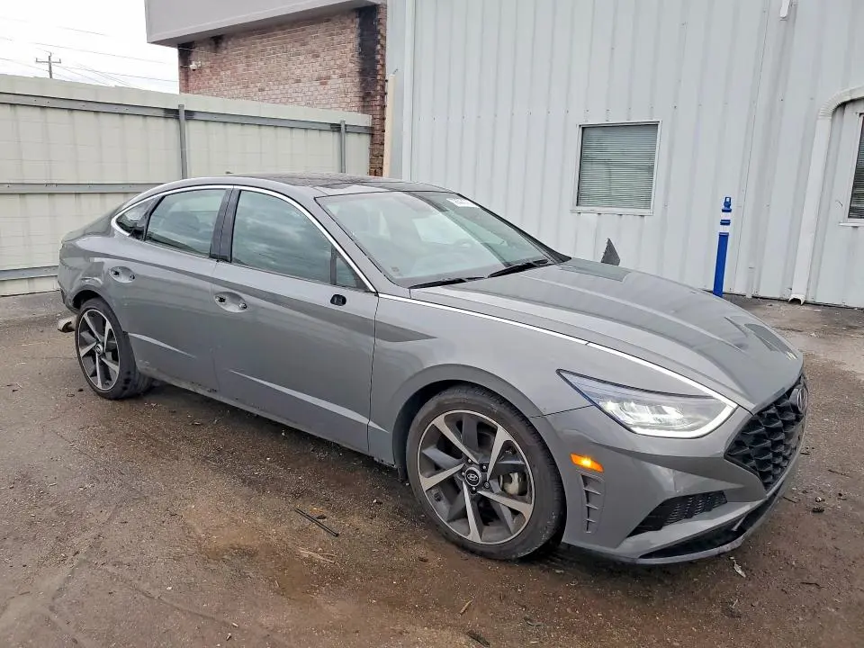 2023 HYUNDAI SONATA SEL PLUS  