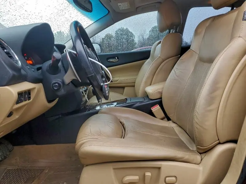 2011 NISSAN MAXIMA S  