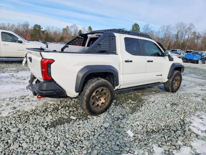 2024 TOYOTA TACOMA DOUBLE CAB  