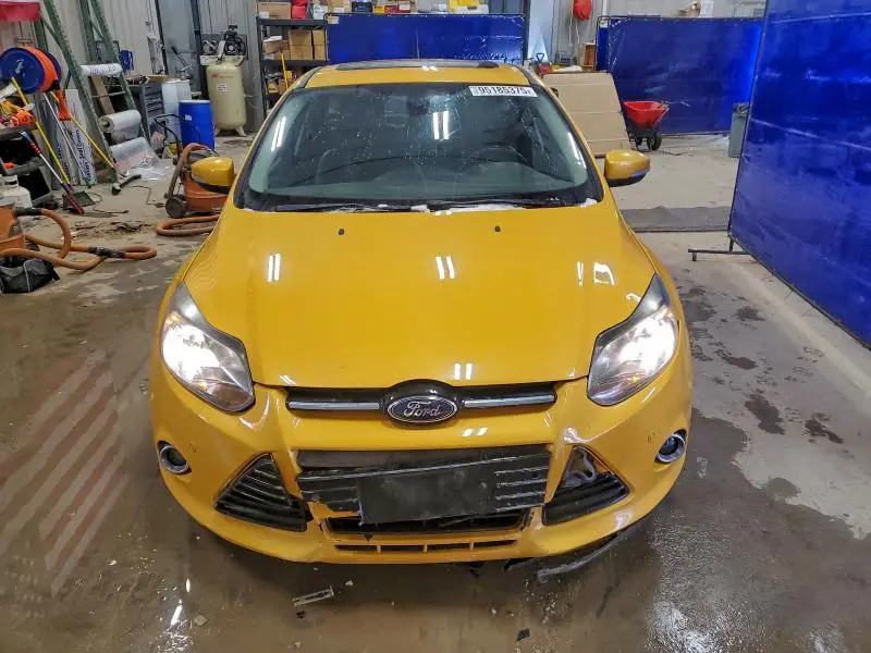 2012 FORD FOCUS TITANIUM  