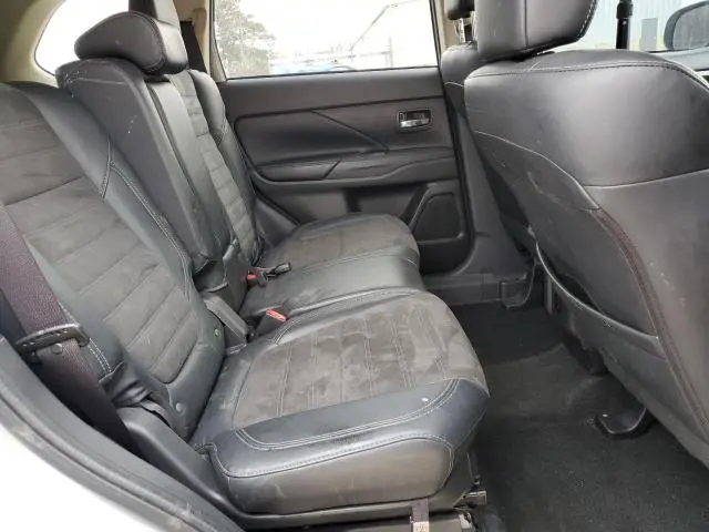 2020 MITSUBISHI OUTLANDER SE