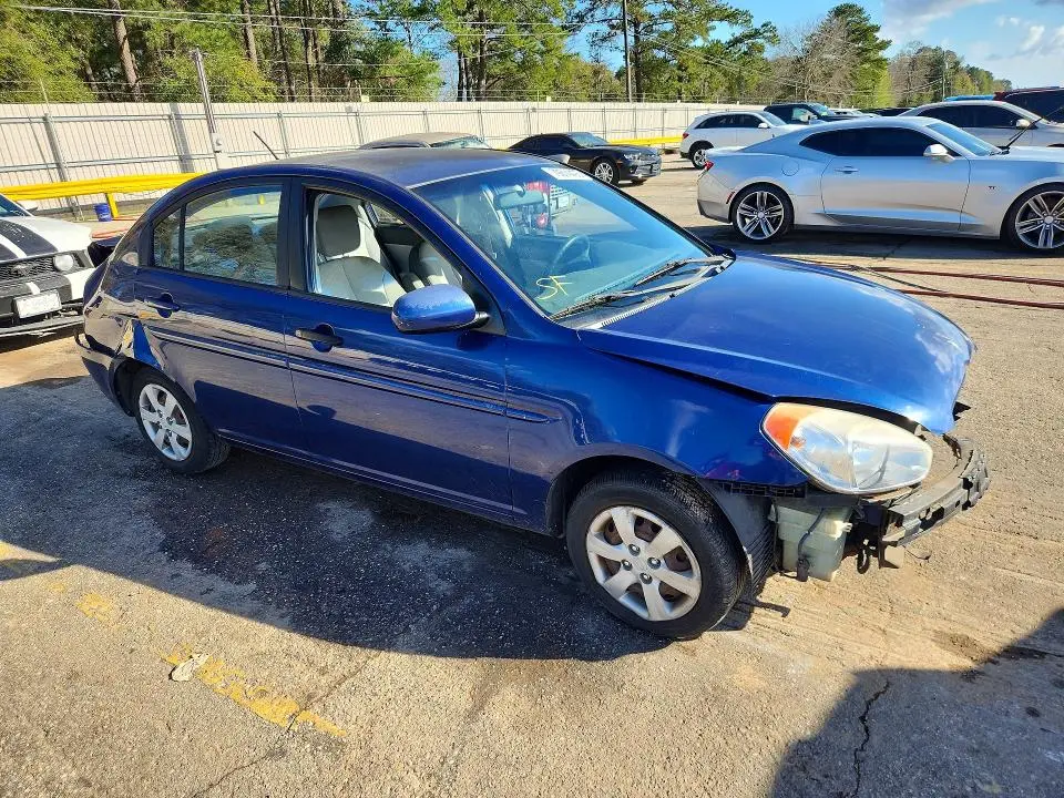 2011 HYUNDAI ACCENT GLS  