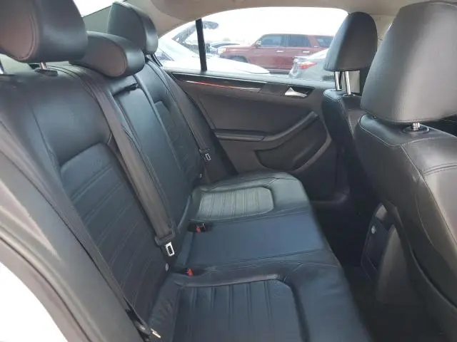 2015 VOLKSWAGEN JETTA SEL  