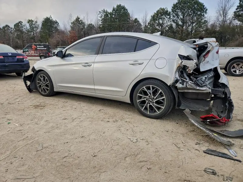 2019 HYUNDAI ELANTRA SEL  