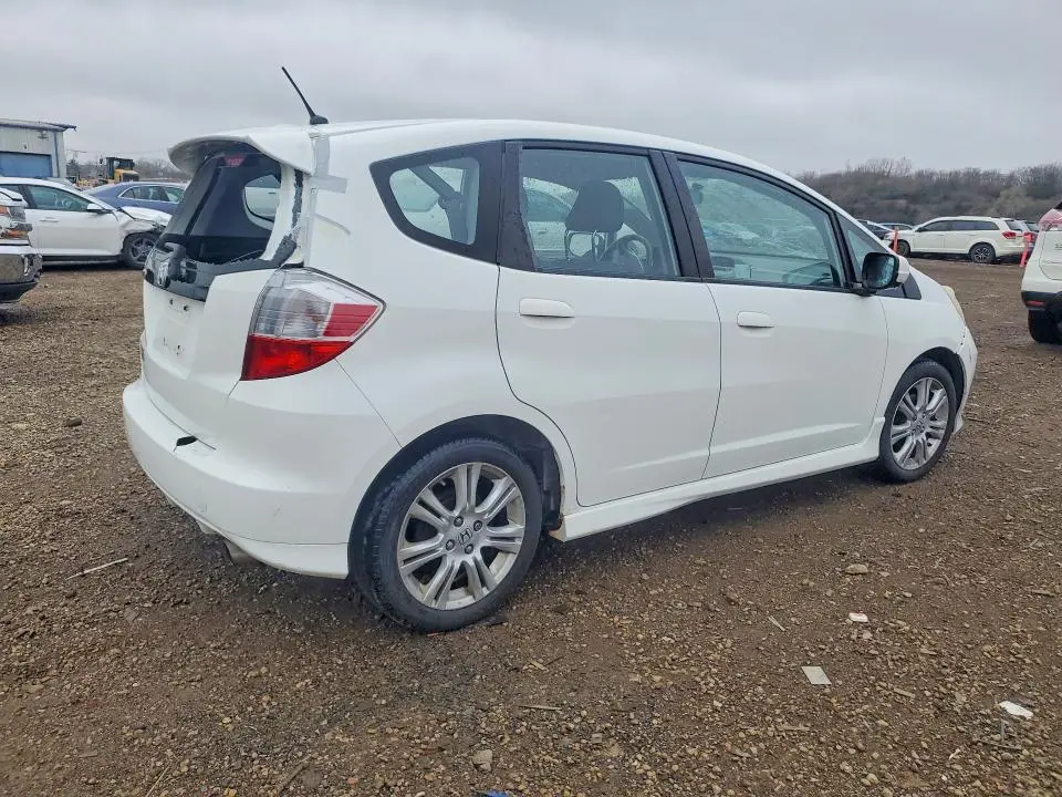 2011 HONDA FIT SPORT  