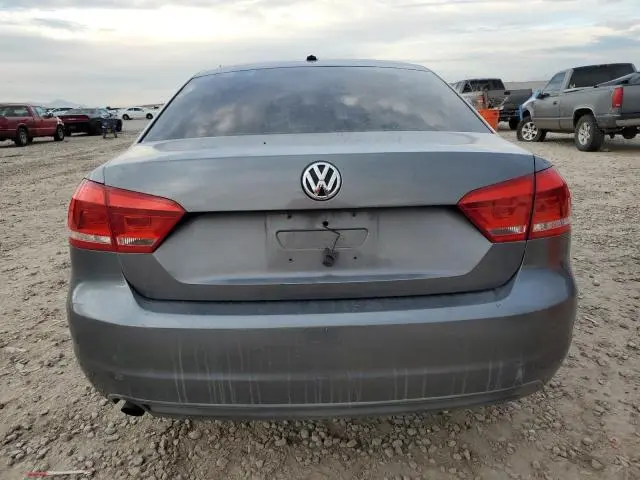 2013 VOLKSWAGEN PASSAT S  