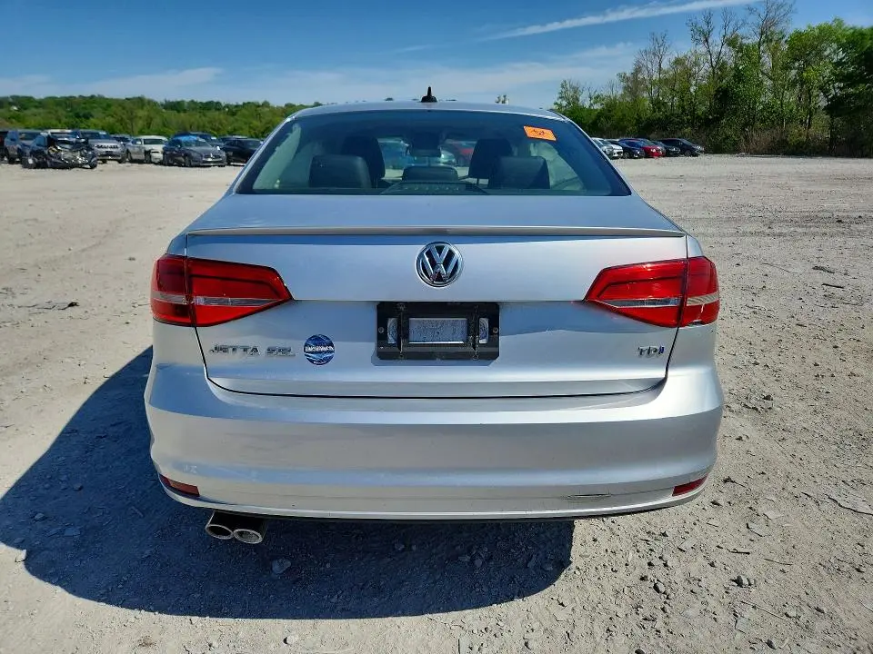 2015 VOLKSWAGEN JETTA TDI  