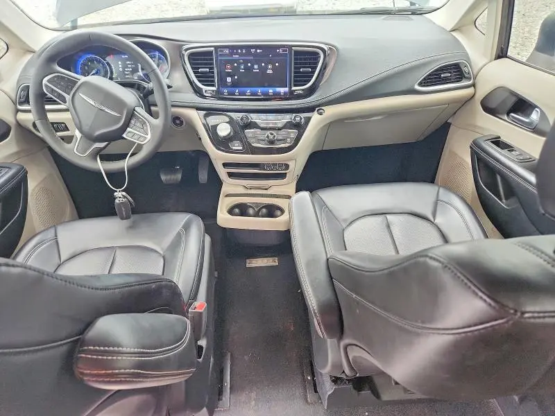2023 CHRYSLER PACIFICA TOURING L  