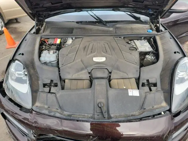 2021 PORSCHE CAYENNE S  