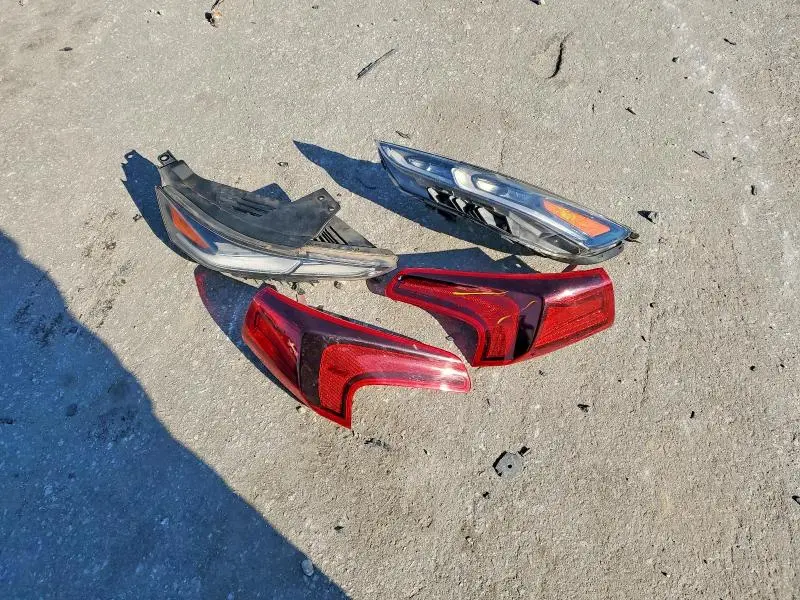 2019 HYUNDAI SANTA FE SEL 2.4L  