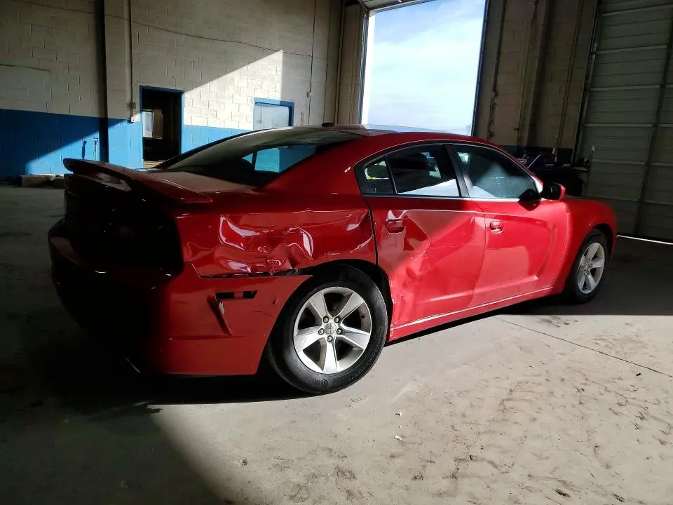 2012 DODGE CHARGER SE  