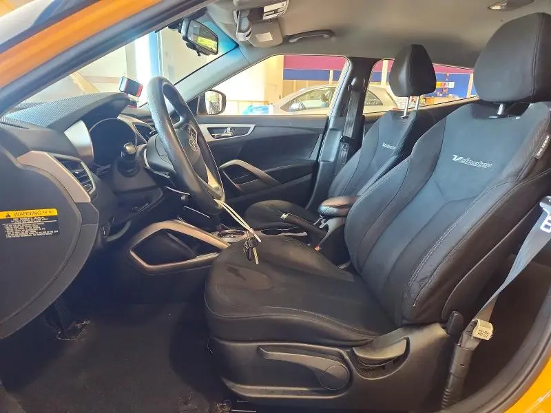 2012 HYUNDAI VELOSTER BASE  